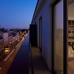 Ξενοδοχείο Passage 4*