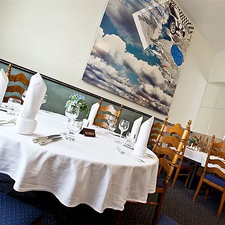 Hotel Passage 4*
