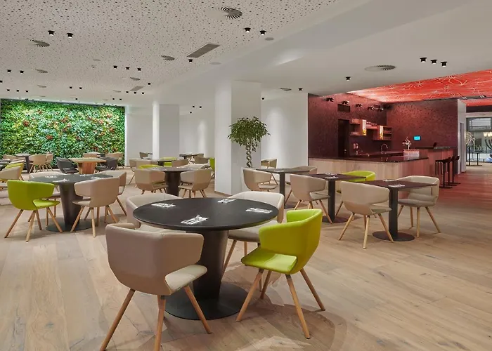 Passage Hotel 4*